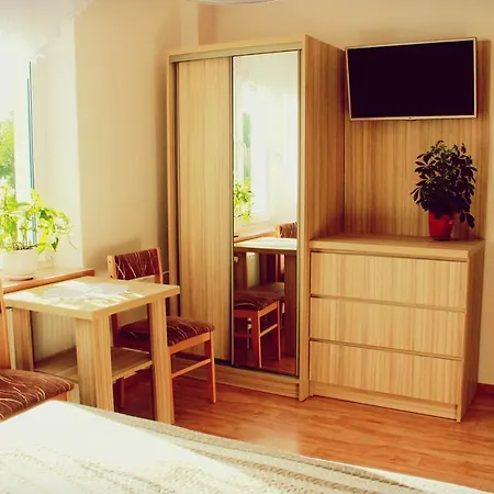 Goscinne Lucyna Проживание в семье Острово